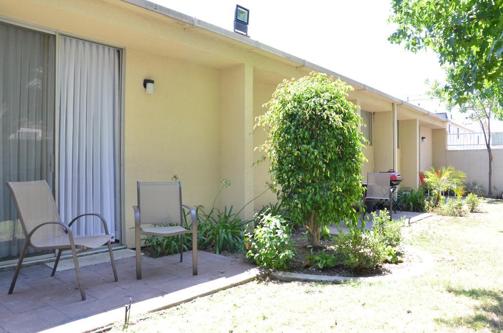 Hotel Pacific Garden Gardena Room photo
